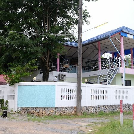 Chomlay Restaurant & Room For Rent Ban Nai Rai Exterior foto